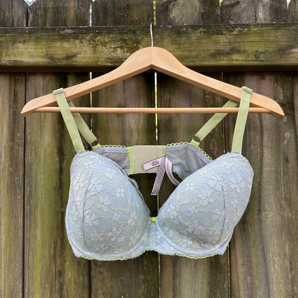 Victoria's Secret Dream Angels Lined Demi Bra Light Blue Lace Green Size 38DDD - Picture 1 of 10